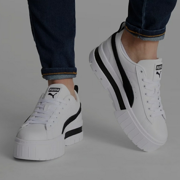 Mayze Puma Women's White and Black Platform Sneakers 7 New - Picture 4 of 13